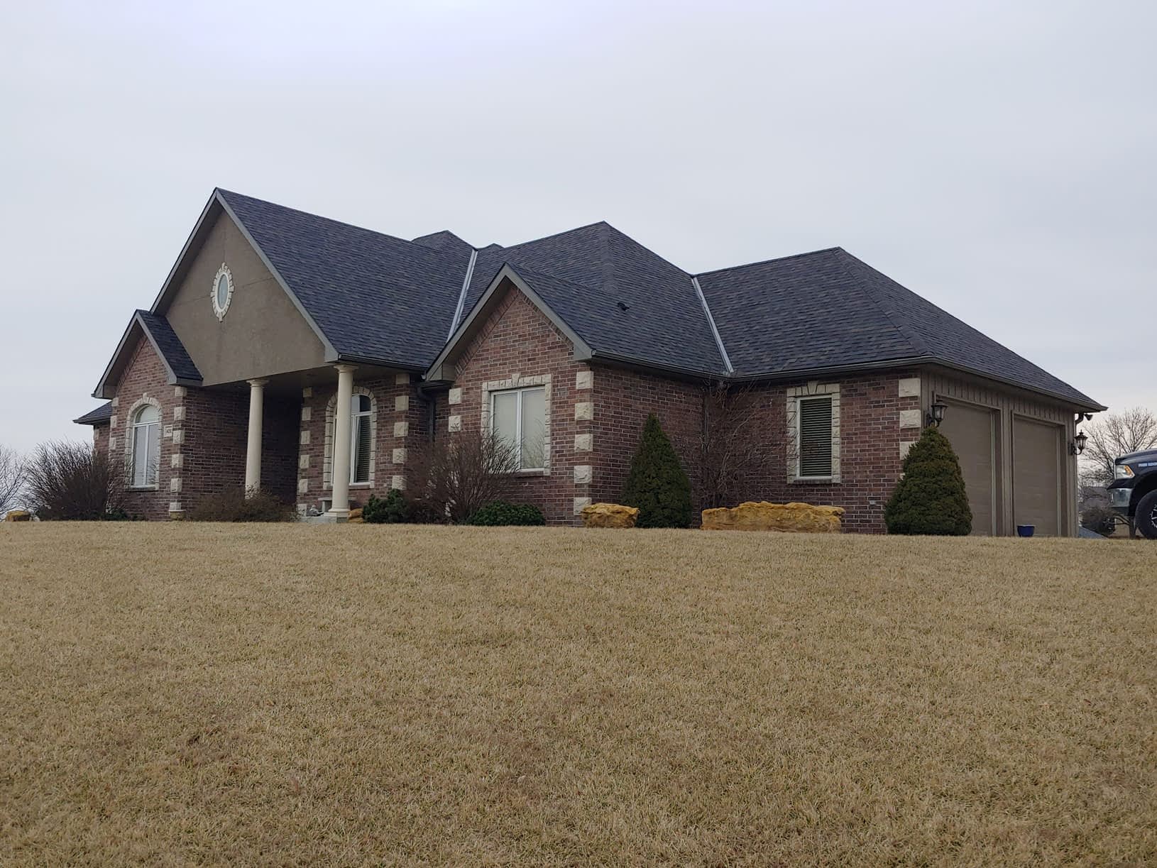 Roofing Contractor Lee's Summit MO JG Contracting, LLC